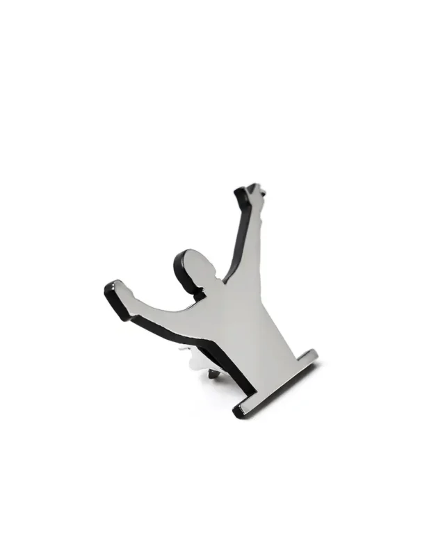 Weekend Offender Leo Gregory pin bedž