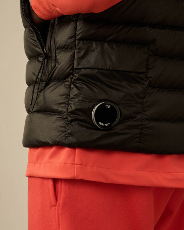 CP Company DD Shell lens prsluk crni-2