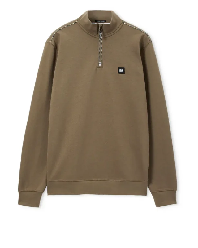 Weekend Offender Matisa duks tobacco