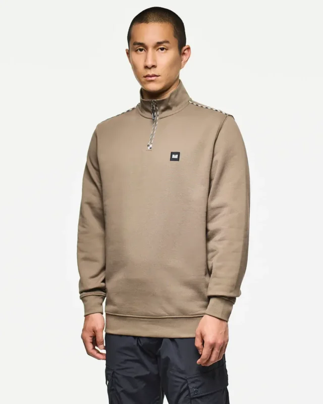 Weekend Offender Matisa duks tobacco