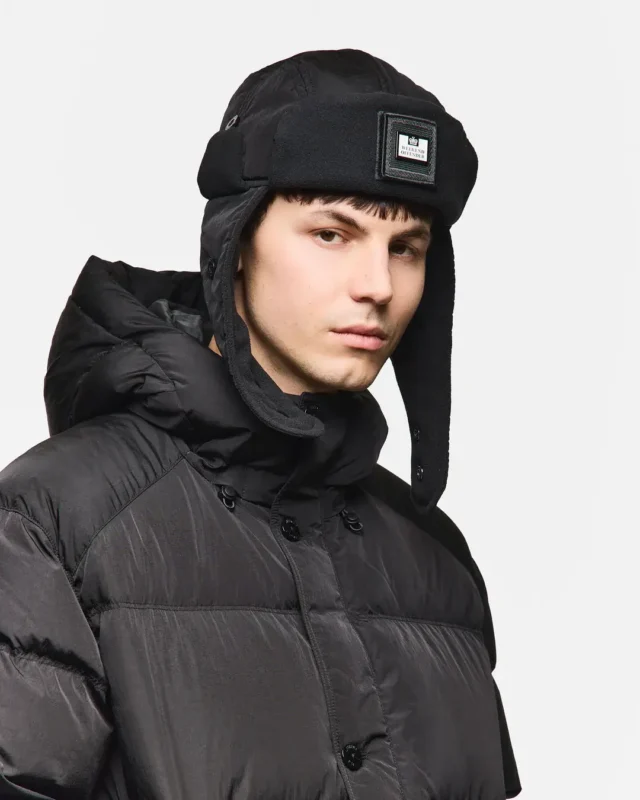 Weekend Offender Wyant kapa crna-2