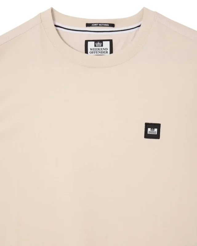 Weekend Offender Isley majica calcium